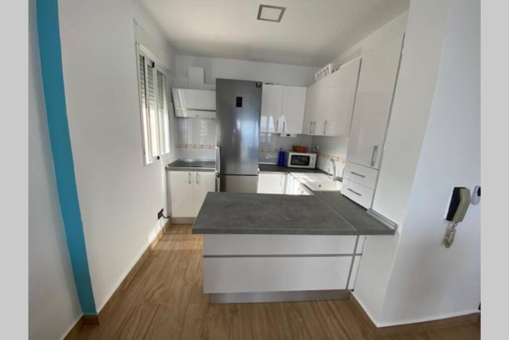 Magnifico Apartamento Con Vistas Al Mar, 1ª Linea Almuñécar المظهر الخارجي الصورة